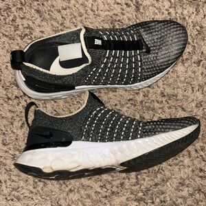 Nike React Phantom Run